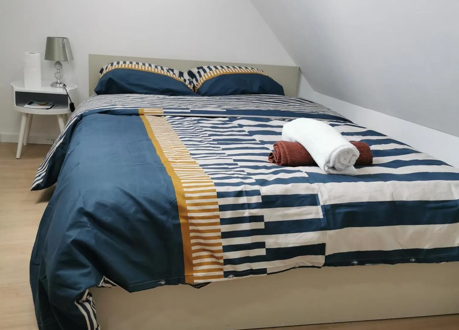 Locatif Gare Lille Europe Souvenir Bed & Breakfast