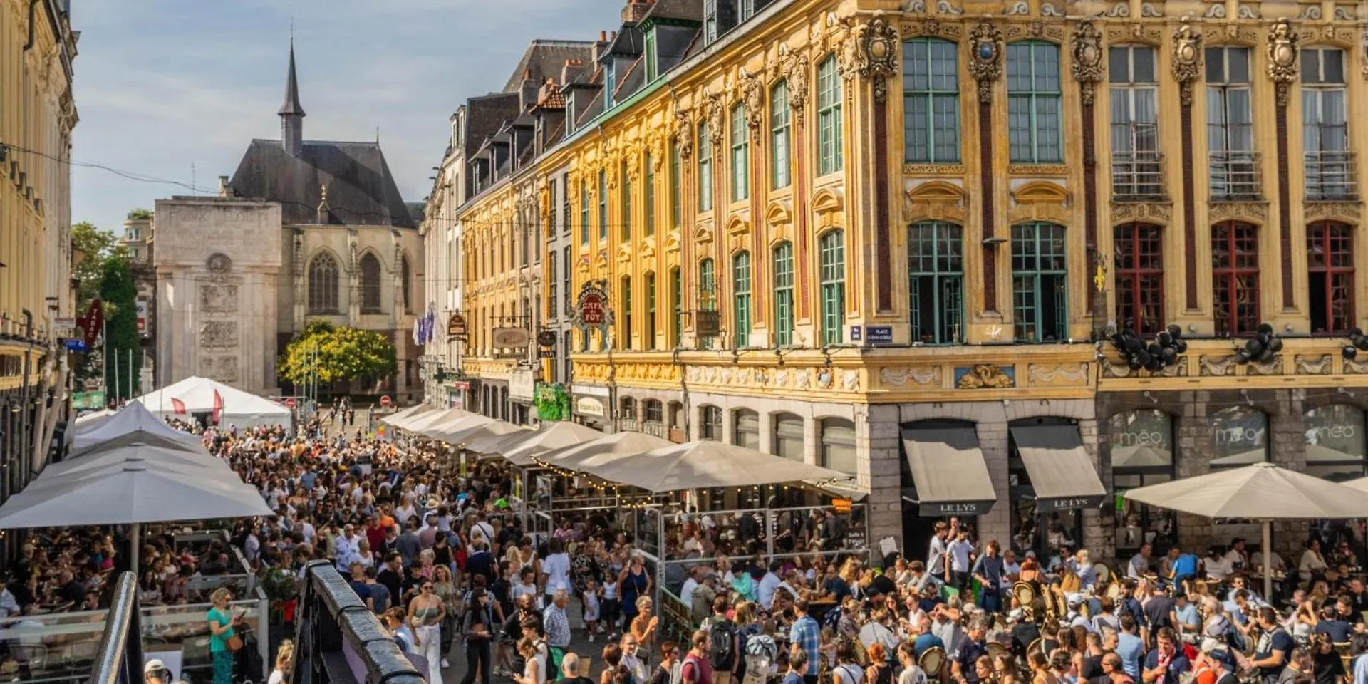 Locatif Gare Lille Europe Souvenir Bed and Breakfast 0*,